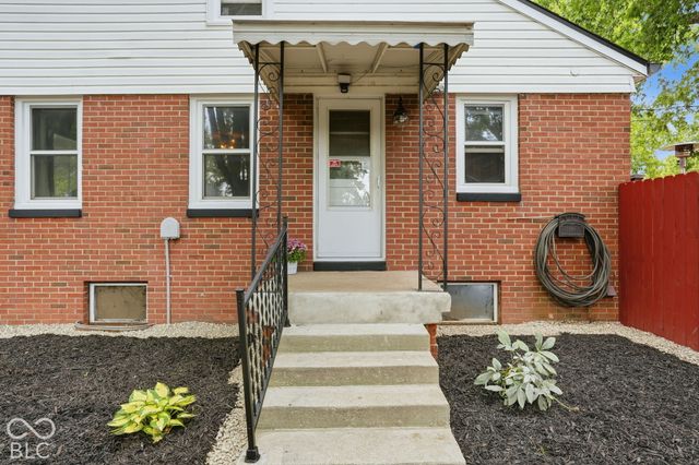 5632 Henderson Drive, Brownsburg, IN 46112