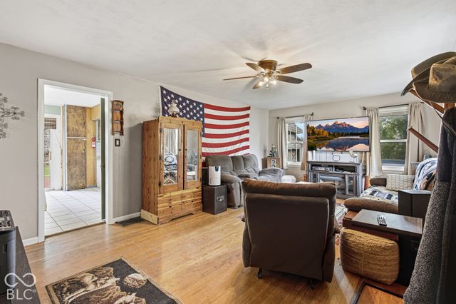 5632 Henderson Drive, Brownsburg, IN 46112