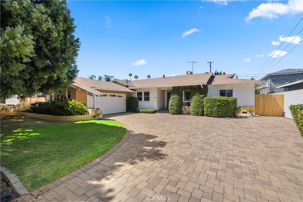 2009 S Eileen Drive, Anaheim, CA 92802 — exterior