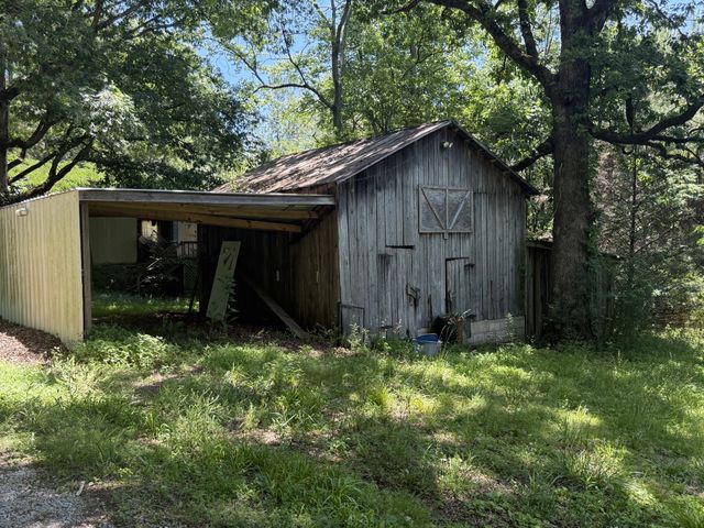 4642 Highway 43, N, Summertown, TN 38483