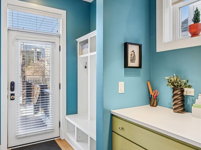 4542 N Leavitt Street, Chicago, IL 60625