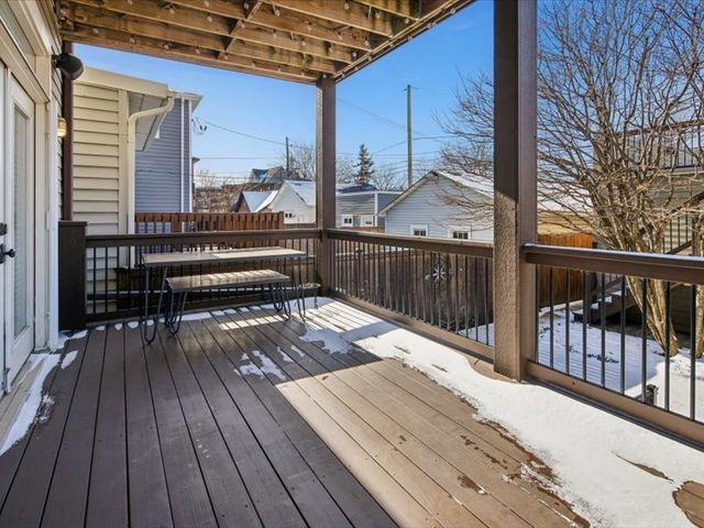 4542 N Leavitt Street, Chicago, IL 60625