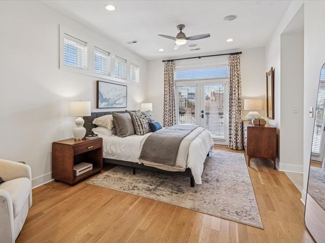 4542 N Leavitt Street, Chicago, IL 60625