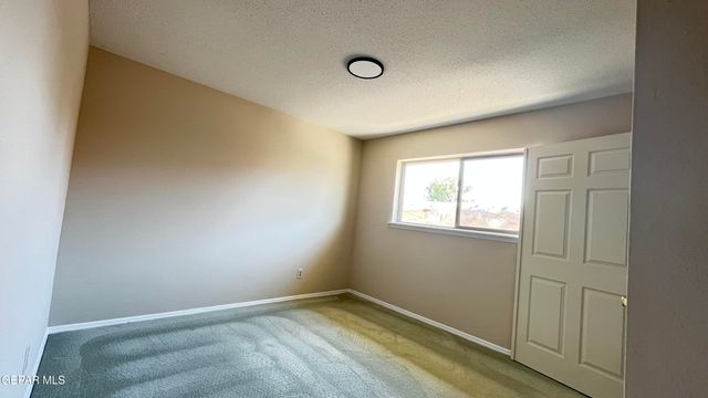 10601 CAUSEWAY Drive, El Paso, TX 79935