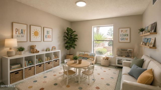 10601 CAUSEWAY Drive, El Paso, TX 79935