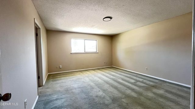 10601 CAUSEWAY Drive, El Paso, TX 79935
