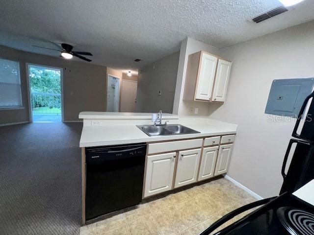 2585 GRASSY POINT DRIVE 215, Lake Mary, FL 32746