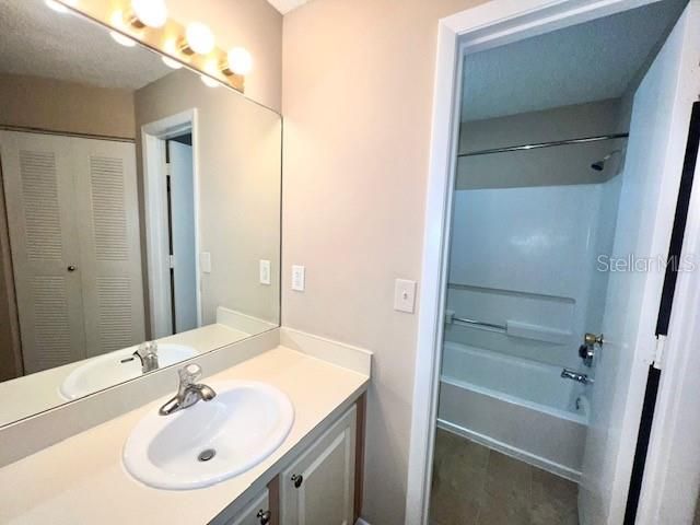 2585 GRASSY POINT DRIVE 215, Lake Mary, FL 32746