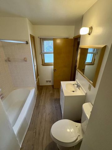 4160 N 69th STREET, Milwaukee, WI 53216