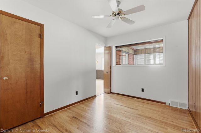 2464 Cornell Street, Dearborn, MI 48124