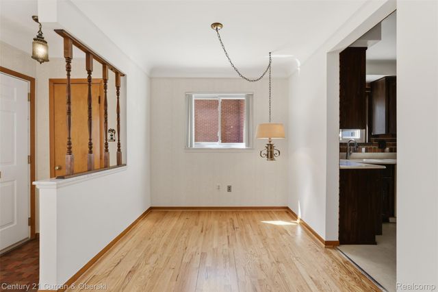 2464 Cornell Street, Dearborn, MI 48124
