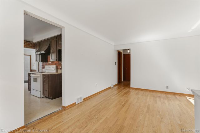 2464 Cornell Street, Dearborn, MI 48124