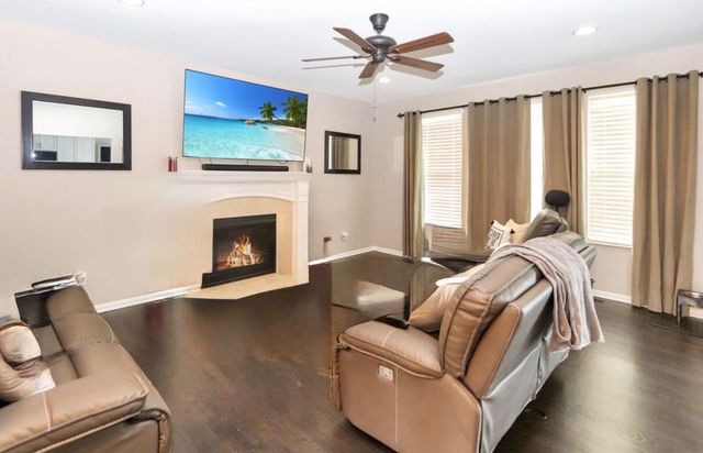 8640 Treeline Drive, Florence, KY 41042