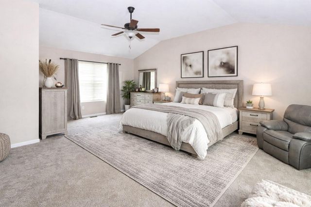 8640 Treeline Drive, Florence, KY 41042