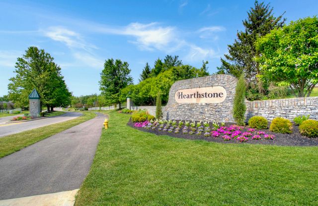 8640 Treeline Drive, Florence, KY 41042