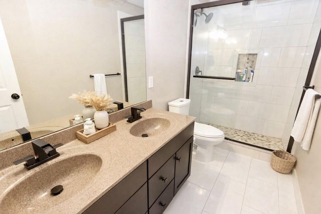 8640 Treeline Drive, Florence, KY 41042