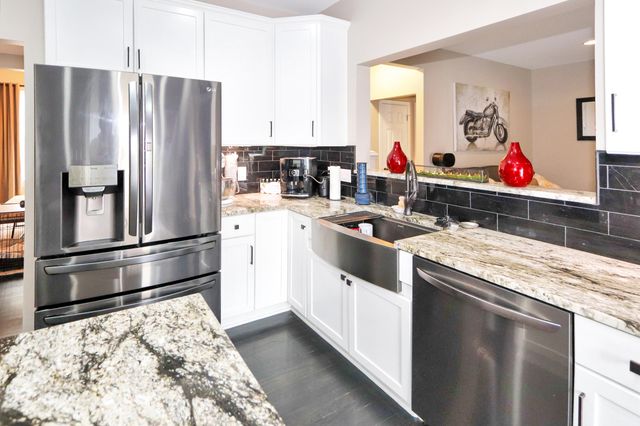 8640 Treeline Drive, Florence, KY 41042