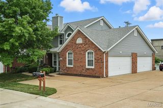 168 Kehrs Mill Trail, Ballwin, MO 63011