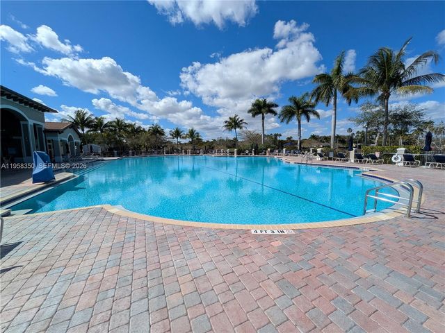 22604 SW 94th Ct, Cutler Bay, FL 33190