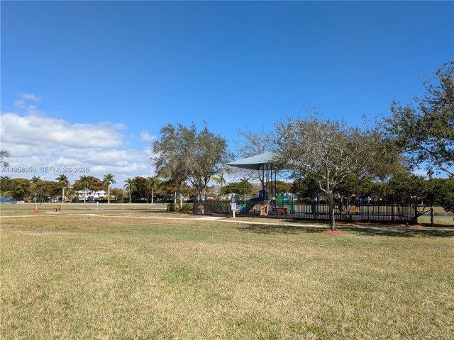 22604 SW 94th Ct, Cutler Bay, FL 33190