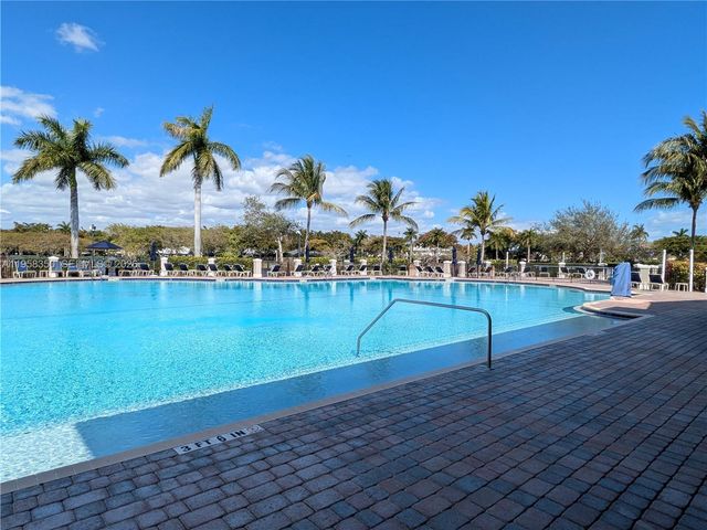 22604 SW 94th Ct, Cutler Bay, FL 33190