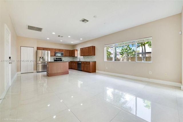 22604 SW 94th Ct, Cutler Bay, FL 33190