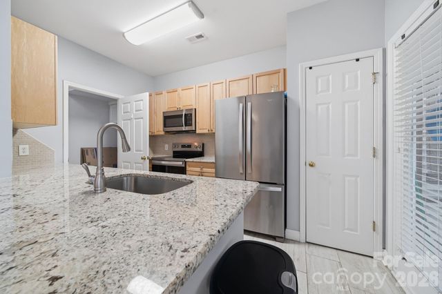 2422 Loch Stone Drive, Gastonia, NC 28054
