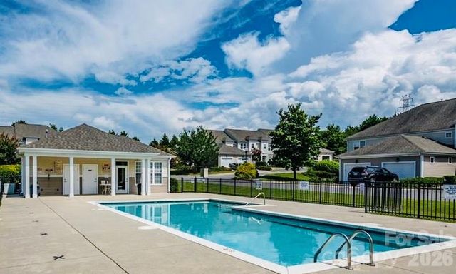 2422 Loch Stone Drive, Gastonia, NC 28054