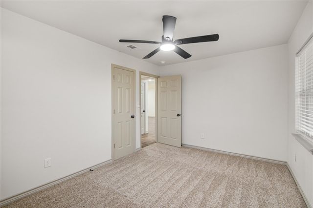 1530 W 10th Street, Freeport, TX 77541