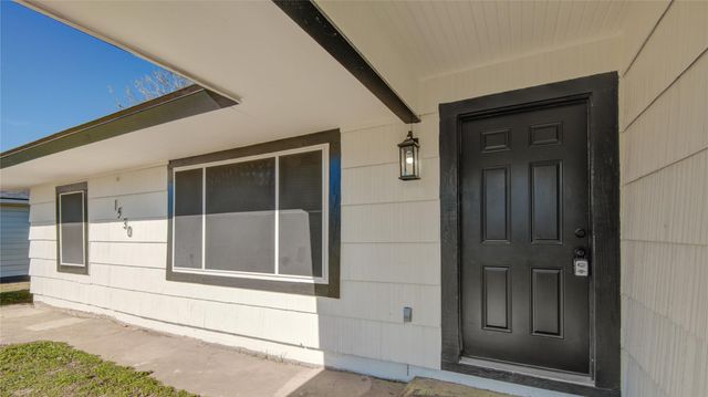 1530 W 10th Street, Freeport, TX 77541