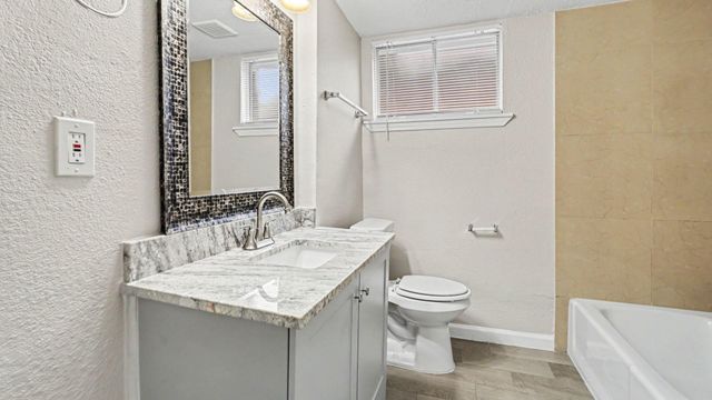 11231 Tamworth Drive, Houston, TX 77016