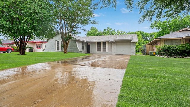 11231 Tamworth Drive, Houston, TX 77016