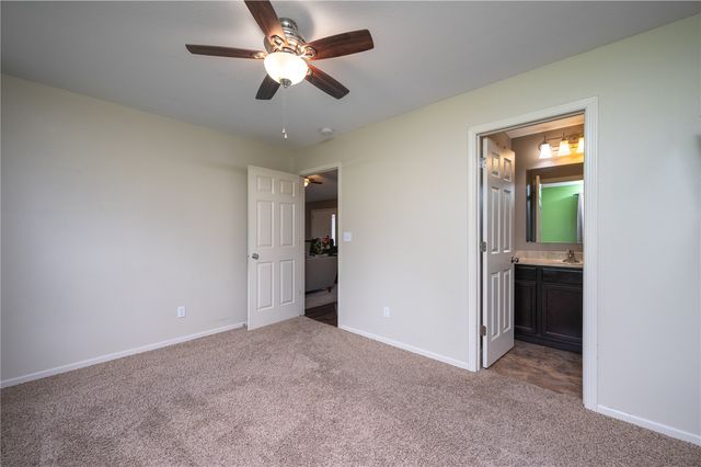 2520 Shaman Avenue SW, Cedar Rapids, IA 52404