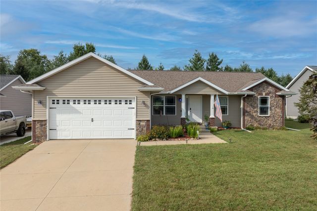 2520 Shaman Avenue SW, Cedar Rapids, IA 52404