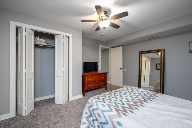 2520 Shaman Avenue SW, Cedar Rapids, IA 52404