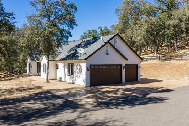 1400 Crooked Mile Ct, Placerville, CA 95667