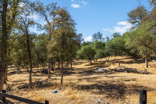 1400 Crooked Mile Ct, Placerville, CA 95667