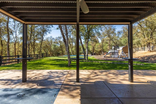 1400 Crooked Mile Ct, Placerville, CA 95667