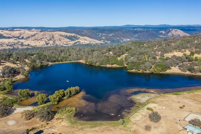 1400 Crooked Mile Ct, Placerville, CA 95667