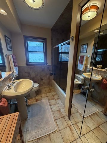 320 W Harrison Road, Lombard, IL 60148