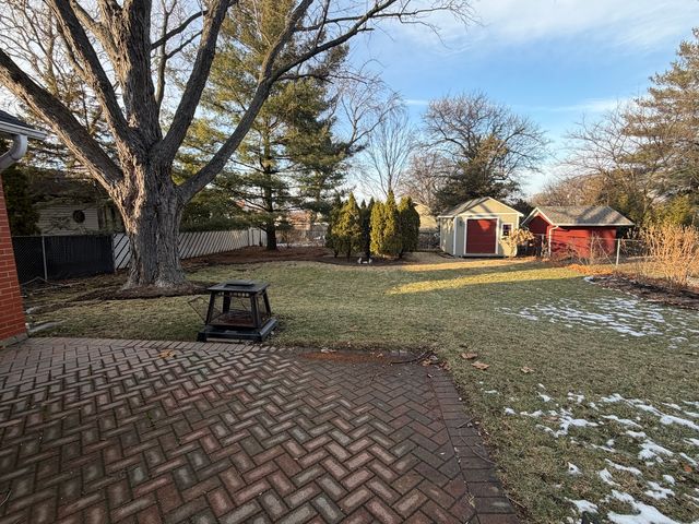 320 W Harrison Road, Lombard, IL 60148