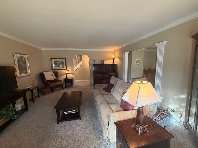 320 W Harrison Road, Lombard, IL 60148