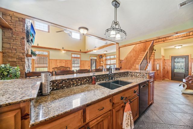 740 Maplebrook Lane, Langley, OK 74301