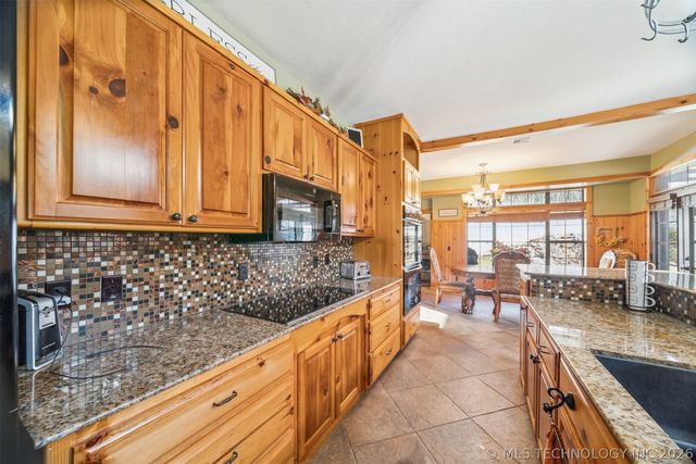 740 Maplebrook Lane, Langley, OK 74301