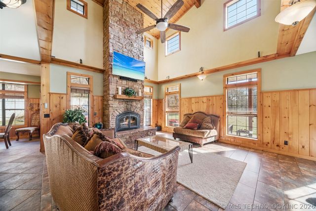 740 Maplebrook Lane, Langley, OK 74301