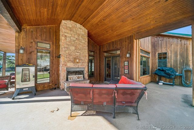 740 Maplebrook Lane, Langley, OK 74301