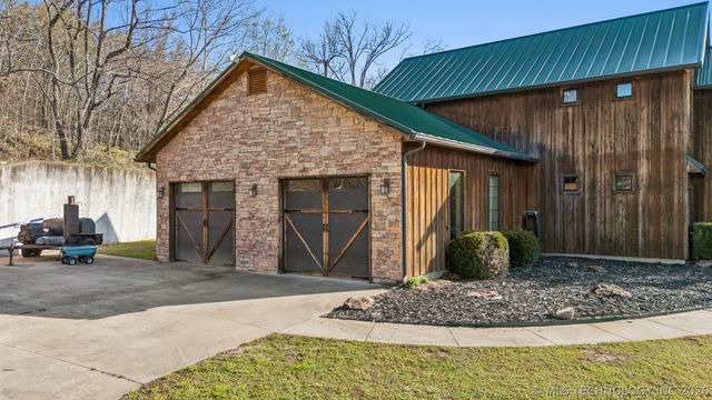 740 Maplebrook Lane, Langley, OK 74301