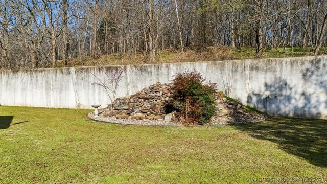 740 Maplebrook Lane, Langley, OK 74301