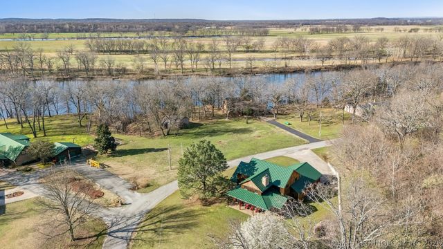 740 Maplebrook Lane, Langley, OK 74301