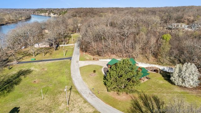 740 Maplebrook Lane, Langley, OK 74301